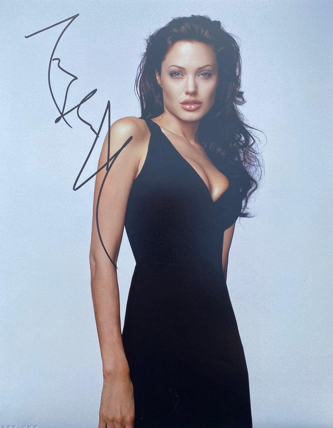 Angelina Jolie Signed 14x11 Photo