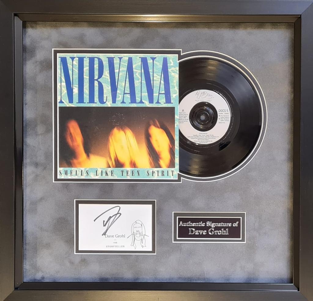 NIRVANA DAVE GROHL Signed Framed 7" Vinyl Display